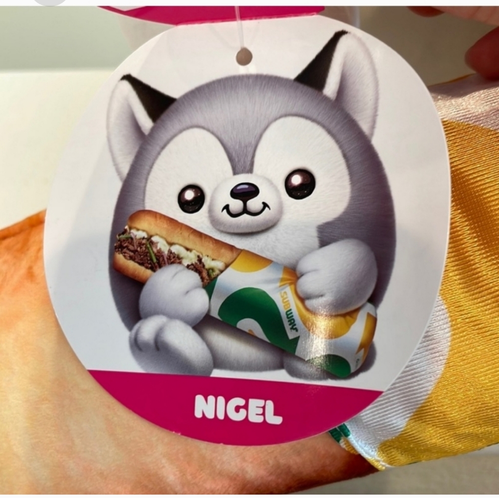 NWT 14” Nigel the Husky Dog Holding a Subway Sub Sandwich Snackles by Zuru Plush